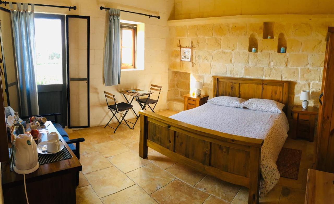 The Travellers Inn Gozo Victoria Esterno foto