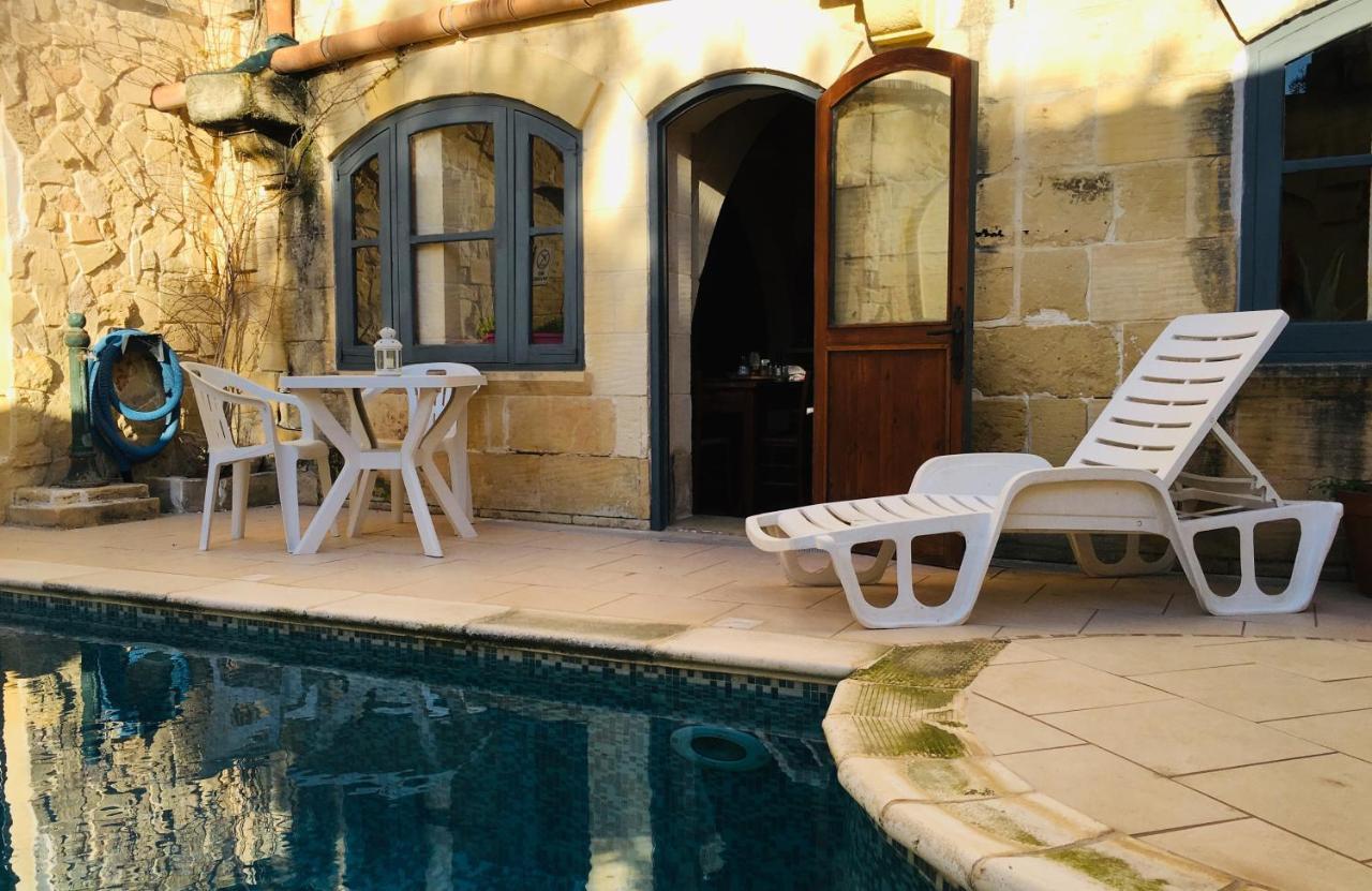 The Travellers Inn Gozo Victoria Esterno foto