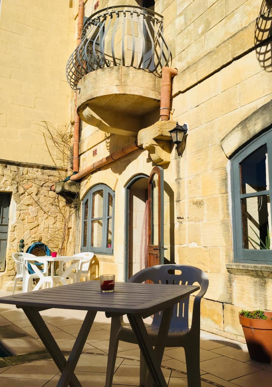 The Travellers Inn Gozo Victoria Esterno foto