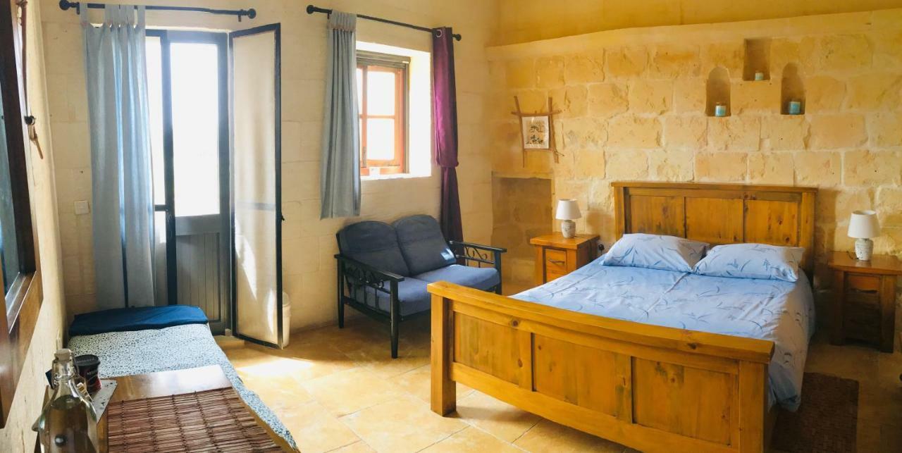 The Travellers Inn Gozo Victoria Esterno foto